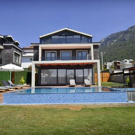 Luxury Life Villas Villa *