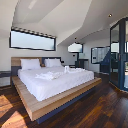 Luxury Life Villas Villa