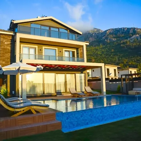 Luxury Life Villas Villa