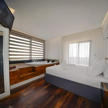 Luxury Life Villas