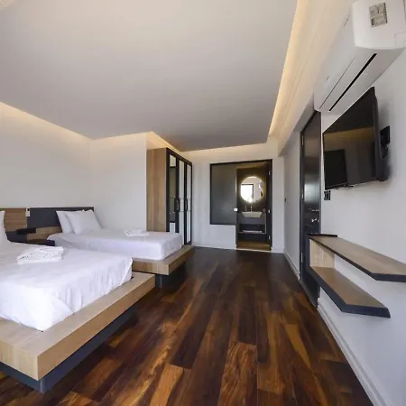 Villa Luxury Life Villas *